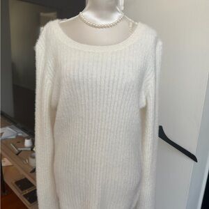 Elegant Cream Crew Neck Sweater